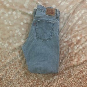✨Levi’s 501 skinny jeans✨